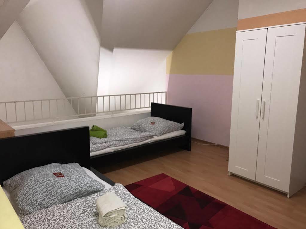 A&s Roonstrasse Bonn