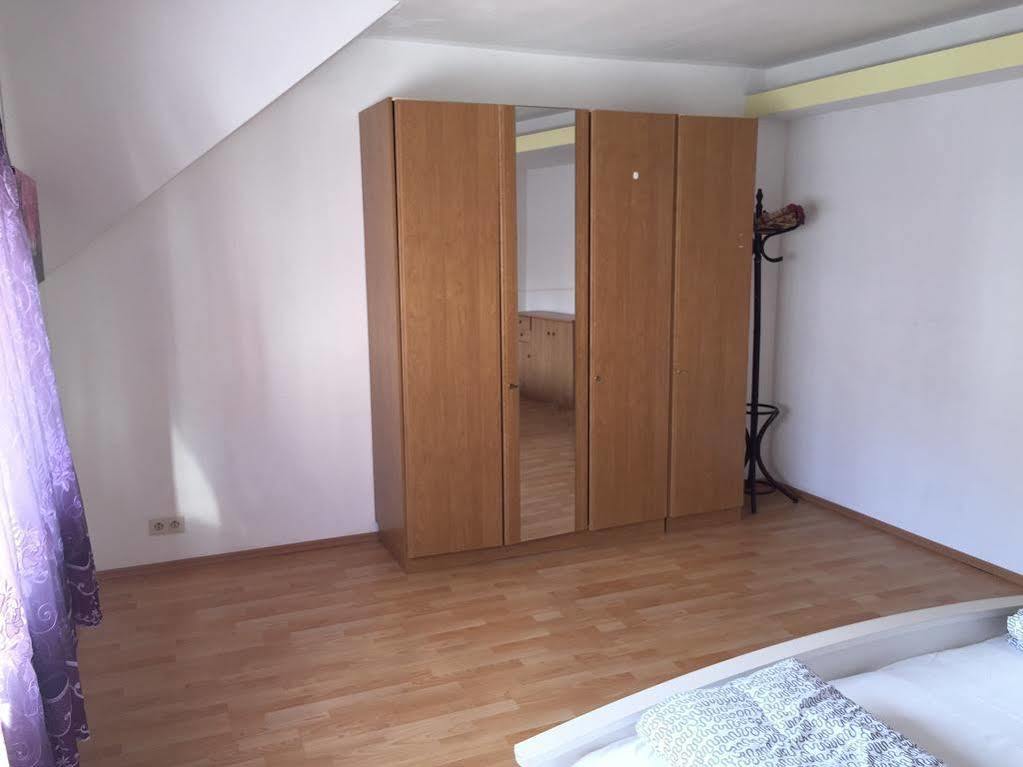 Apartment A&s Roonstrasse Bonn